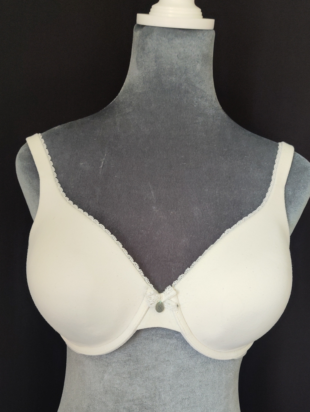 Victoria Secret Bra, 32DD, White